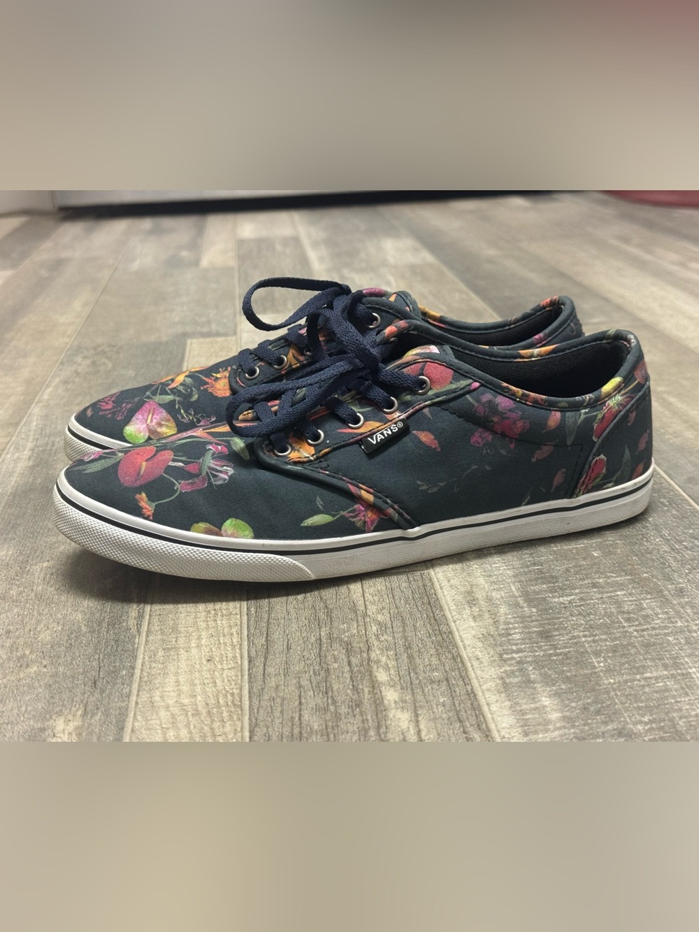 Vans Off The Wall Women’s Black Floral Low-Top Lace-Up Sneakers Size 8 Y2K Comfy